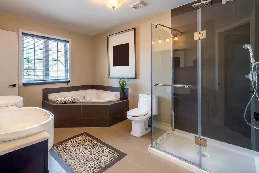 Common Bathroom Remodeling Mistakes And How To Avoid Them in Lynwood, CA